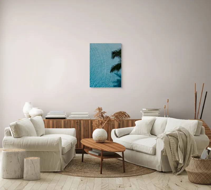 Tablou Canvas, "Palmier la marginea piscinei cristaline", Lumină, Apă, Palmier, Reflexie, Serenitate, 50 x 70 cm – poza 4