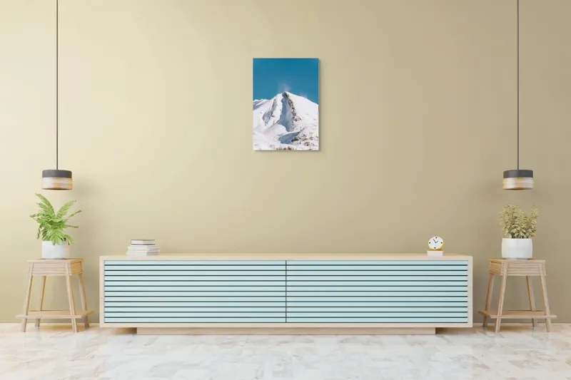 Tablou Canvas, "Vârful muntelui scăldat în lumină", Alb, Majestos, Înzăpezit, Pitoresc, Strălucitor, Rece, Solitar, Liniștit, 50 x 70 cm – poza 6