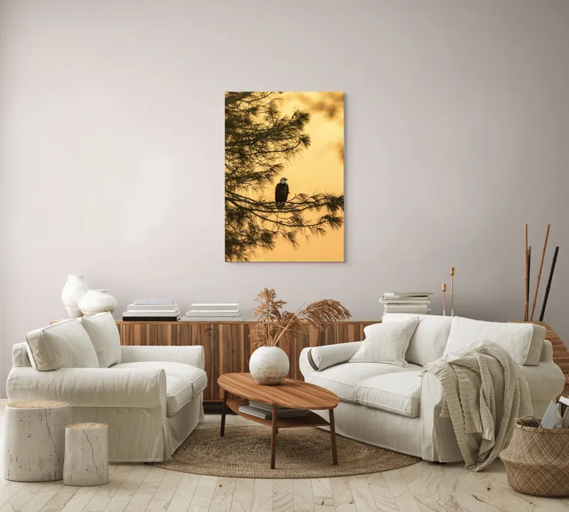Tablou Canvas, "Vulturul în apusul de aur", Vultur, Ramură, Apus, Siluetă, Natură, Liniște, Eleganță, Contemplare, 70 x 100 cm – poza 4