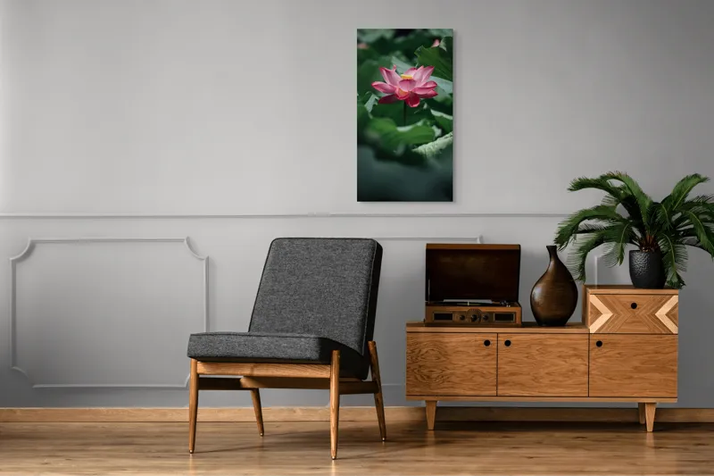 Tablou Canvas, "Frumusețea solitară a lotusului roz", Floare, Lotus, Roz, Frunze, Verde, Natură, Frumusețe, 50 x 90 cm – poza 8