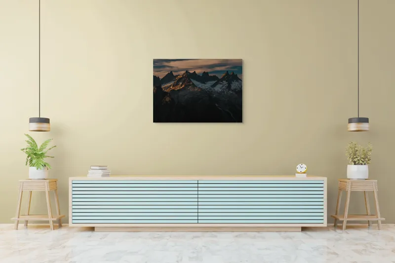 Tablou Canvas, "Vârfuri de munte în apus aramiu", Imposing, Majestic, Rugged, Snowy, Illuminated, 100 x 70 cm – poza 4