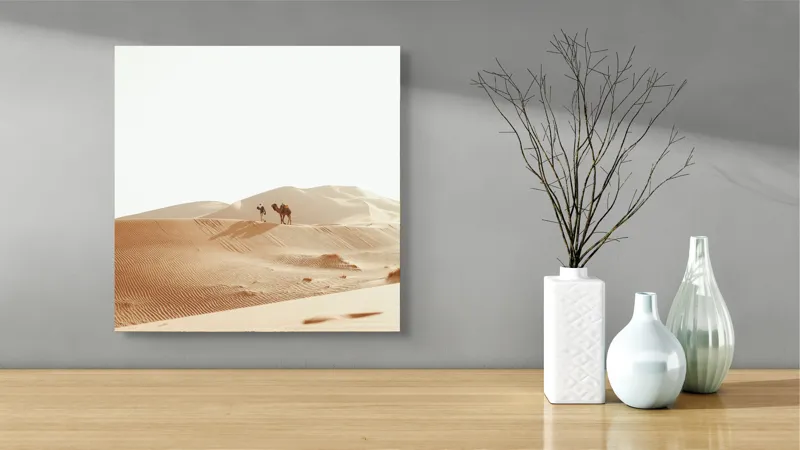 Tablou Canvas, "Drumeție în deșertul nesfârșit cu cămilă", Deșert, Dune, Cămilă, Singurătate, Liniște, Soare, Nisip, Umbre, 50 x 50 cm – poza 3