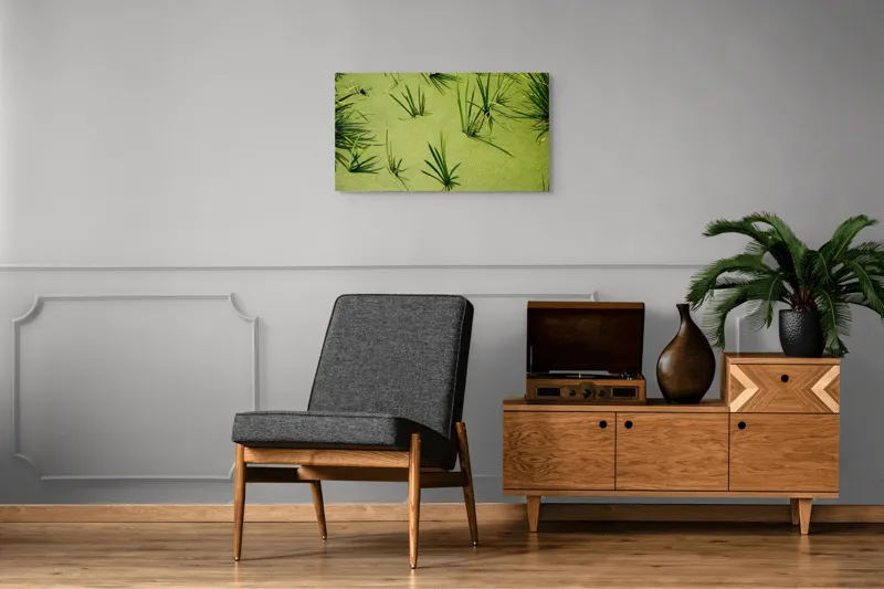 Tablou Canvas, "Frunziș plutitor pe apă liniștită", Iarbă, Apă, Verde, Lumină, Umbră, Natură, Reflecție, Simplitate, Răcoare, Calmitate, 90 x 50 cm – poza 6
