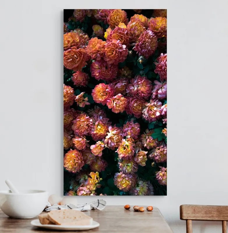 Tablou Canvas, "Abundență de crizanteme solare", Flori, Portocalii, Bogate, Texturate, Luminoase, Frunze, Grădină, Naturale, Petale, Colorate, 50 x 90 cm – poza 3