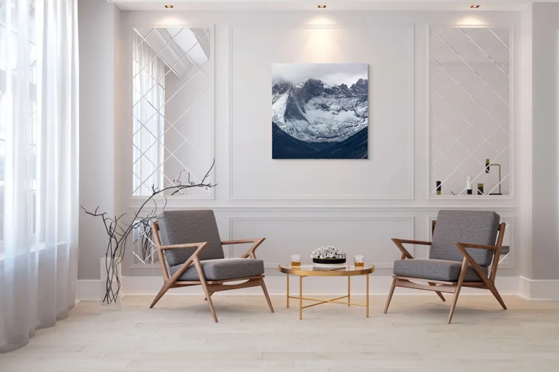 Tablou Canvas, "Zăpezi veșnice pe vârfuri stâncoase", Nor, Vârf, Zăpadă, Piscuri, Rocă, Pădure, Umbre, Răceală, 100 x 100 cm – poza 7