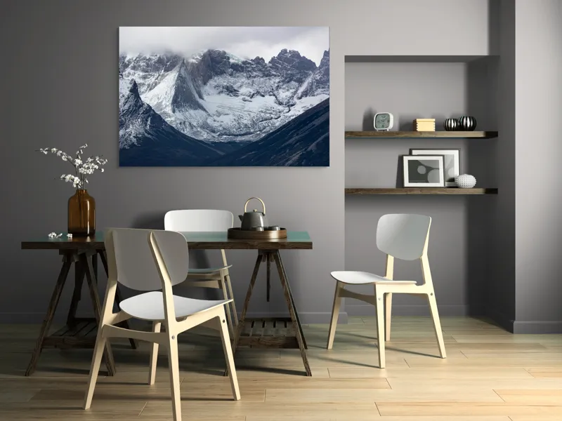 Tablou Canvas, "Zăpezi veșnice pe vârfuri stâncoase", Nor, Vârf, Zăpadă, Piscuri, Rocă, Pădure, Umbre, Răceală, 150 x 100 cm – poza 5