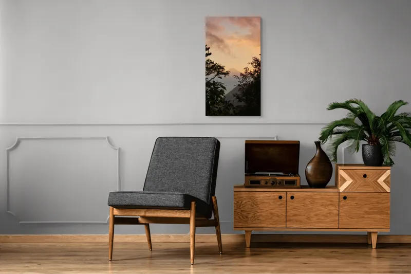 Tablou Canvas, "Muntele magic la asfințit vechi.", Munte, Apus, Siluete, Copaci, Cer, Norii, Peisaj, Lumină, Natură, Liniște, 50 x 90 cm – poza 8
