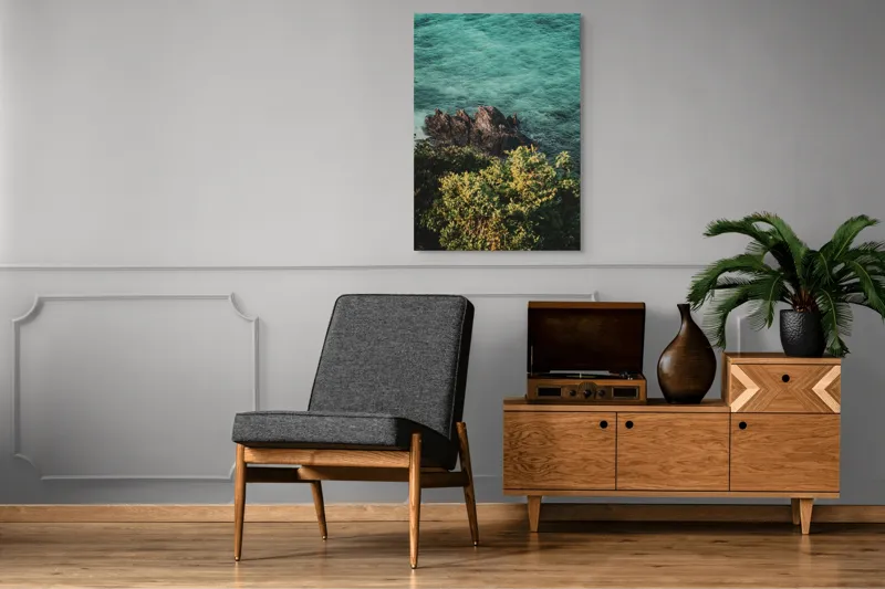Tablou Canvas, "Stânci solitare în mare turcoaz", Ocean, Stânci, Valuri, Verdeață, Apus., 70 x 100 cm – poza 6