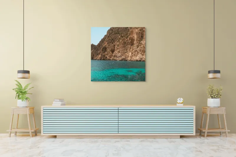 Tablou Canvas, "Marea albastră lângă stânci imense", Azuriu, Stâncos, Sclipitor, Limpede, Natură, Serene, Pitorească., 100 x 100 cm – poza 5