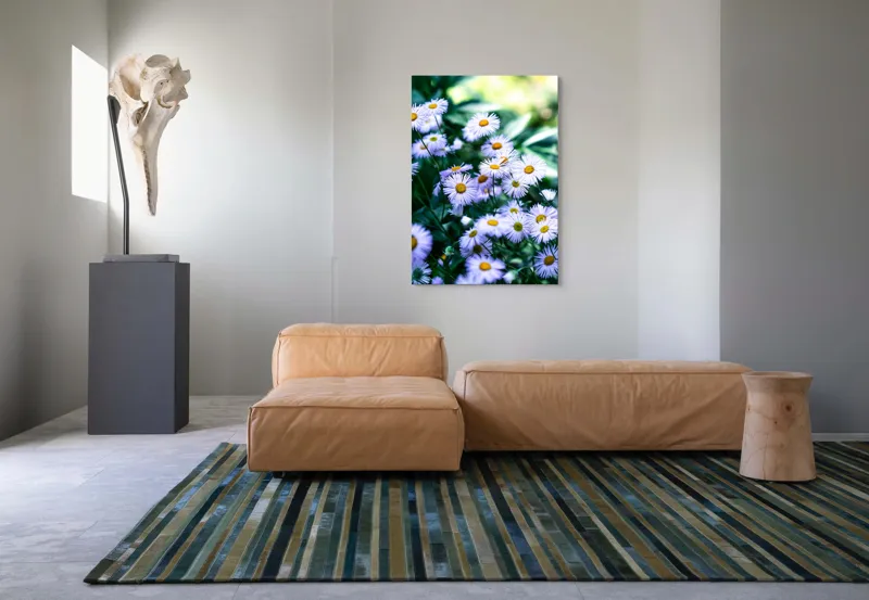 Tablou Canvas, "Dansul florilor de câmp albastre", Flori, Mov, Galben, Petale, Luminozitate, Natură, Verdeață, Grădină, Soare, Frunze, 70 x 100 cm – poza 7