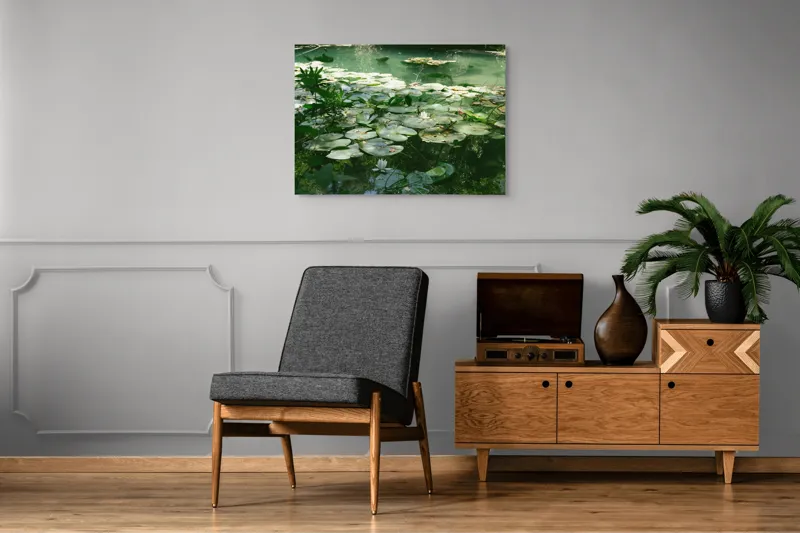 Tablou Canvas, "Nufăr plutitor în lumina dimineții", Liniște, Natură, Nufăr, Apă, Verdeață, Reflecție, Pace, Seninătate, Frunziș, Calm, 100 x 70 cm – poza 8