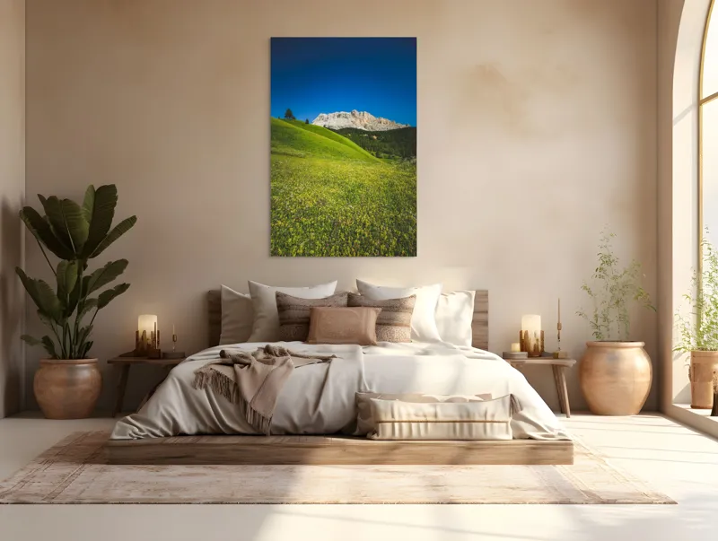 Tablou Canvas, "Câmpie înflorită și munți semeți", Pajiște, Munți, Cer, Verdeață, Liniște, Natură, Frumusețe, Peisaj., 100 x 150 cm – poza 3
