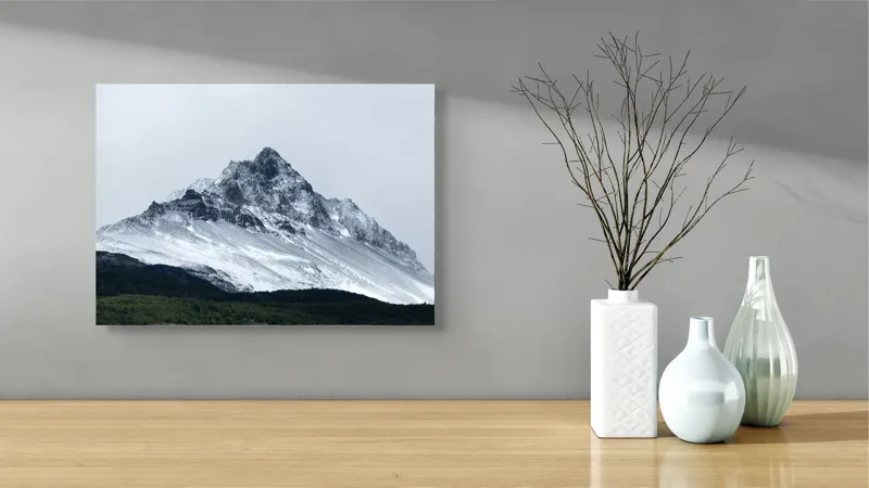 Tablou Canvas, "Măreția munților înzăpeziți ai naturii", Munți, Zăpadă, Pădure, Cer, Răceală, 54 x 39 cm – poza 3