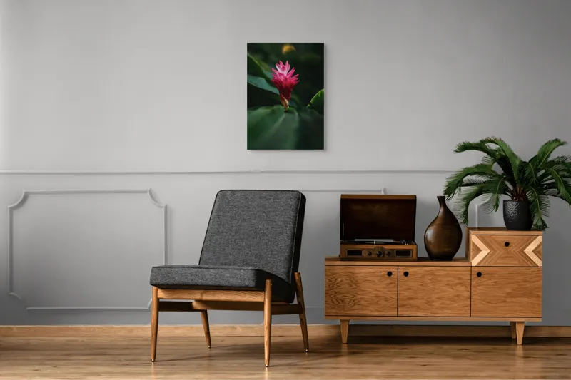 Tablou Canvas, "Floare exotică în amurg verde", Floare, Exotica, Roz, Frunze, Verde, Lumina, Mister, Contrast, Frumusete, Eleganta, 50 x 70 cm – poza 8