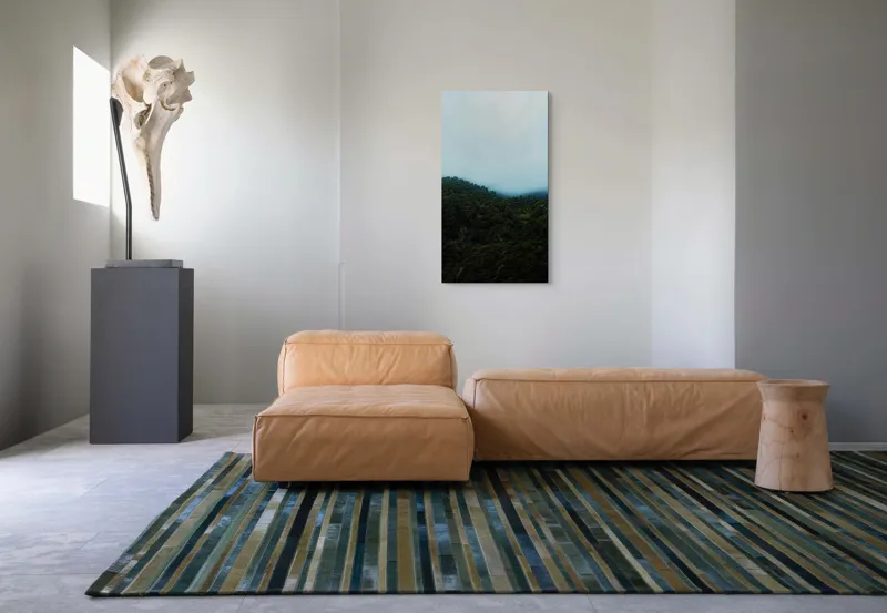 Tablou Canvas, "Ceața se lasă peste pădure", Pădure, Ceață, Dealuri, Verdeață, Mister, Liniște, Natură, Umbre, Contemplare, Tihnă, 50 x 90 cm – poza 5