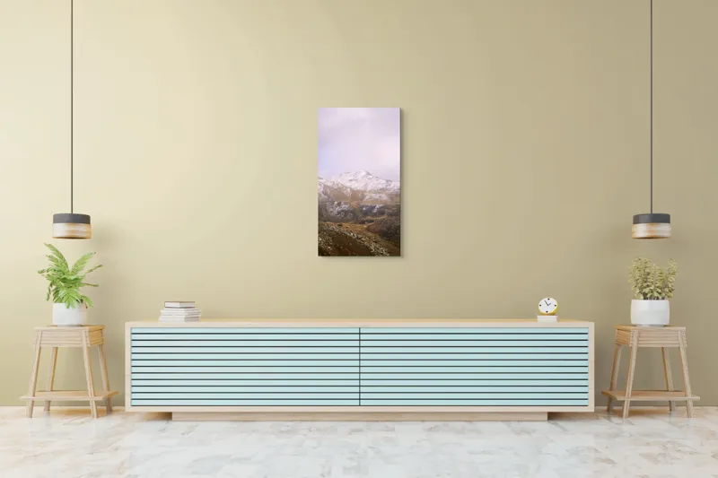 Tablou Canvas, "Muntele păzit de zăpezile toamnei", Munți, Zăpadă, Nori, Vârfuri, Iarnă, Peisaj, Stânci, Ceață, Natură, Tranquilitate, 50 x 90 cm – poza 6