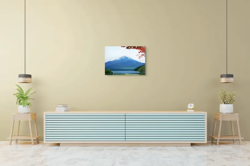 Tablou Canvas, "Măreția muntelui sub cer senin", Munte, Lac, Nor, Peisaj, Frunze, Roșu, Verde, Albastru, Natură, Serenitate, 70 x 50 cm – poza 7