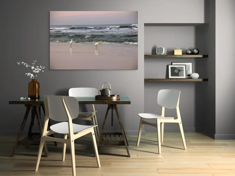 Tablou Canvas, "Pescărușii la țărmul înserării", Păsări, Plajă, Valuri, Ocean, Nisip, Apus, Liniște, Natură, Frumusețe, Reflecții, 150 x 100 cm – poza 5