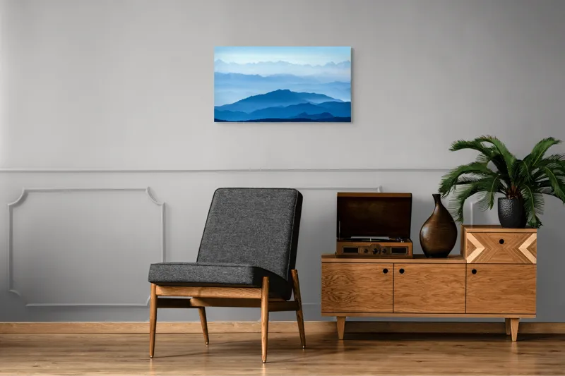 Tablou Canvas, "Peisaj de munți albastru intens", Albastru, Munte, Ceață, Liniște, Priveliște, Orizont, Lumină, Coline, 90 x 50 cm – poza 6