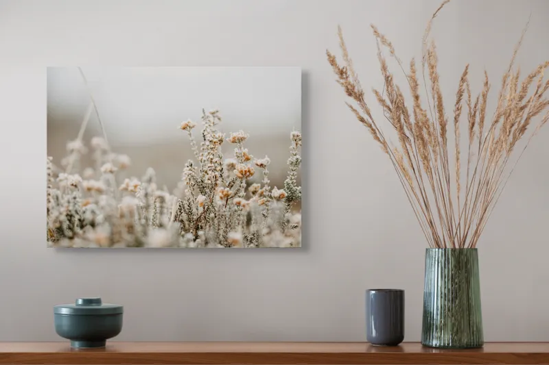 Tablou Canvas, "Flori delicate în roua dimineții", Flori, Fragilitate, Blândețe, Tăcere, Pale, Naturalețe, Răcoare, Delicatețe, 54 x 39 cm – poza 4