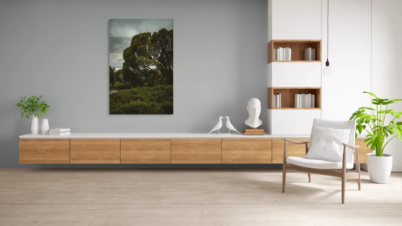 Tablou Canvas, "Copacul singuratic sub cer înnourat", Arbori, Frunziș, Cer, Noros, Peisaj, Verdeață, Natură, Tranquilitate, 100 x 150 cm – poza 8