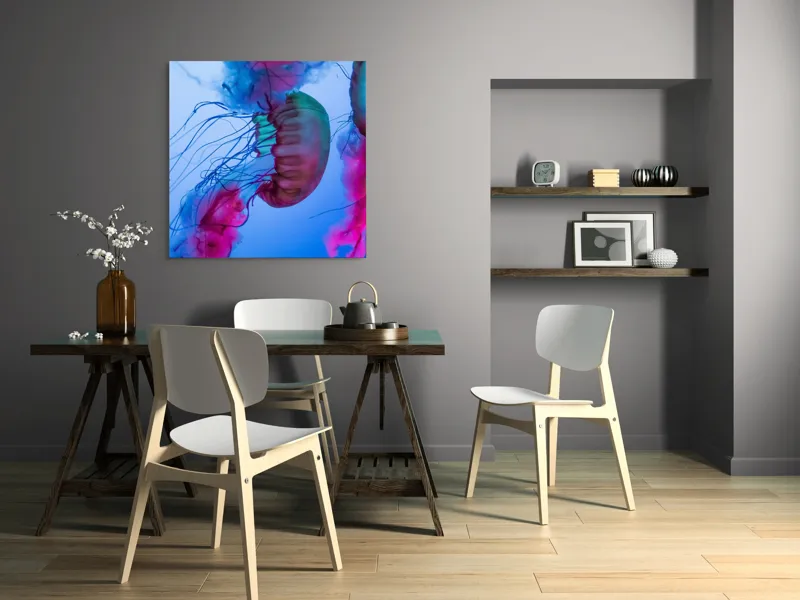 Tablou Canvas, "Dansul meduzelor în lumina oceanului", Meduze, Culori, Strălucire, Albastru, Roz, Tentacule, Apă, Lumină, 100 x 100 cm – poza 6