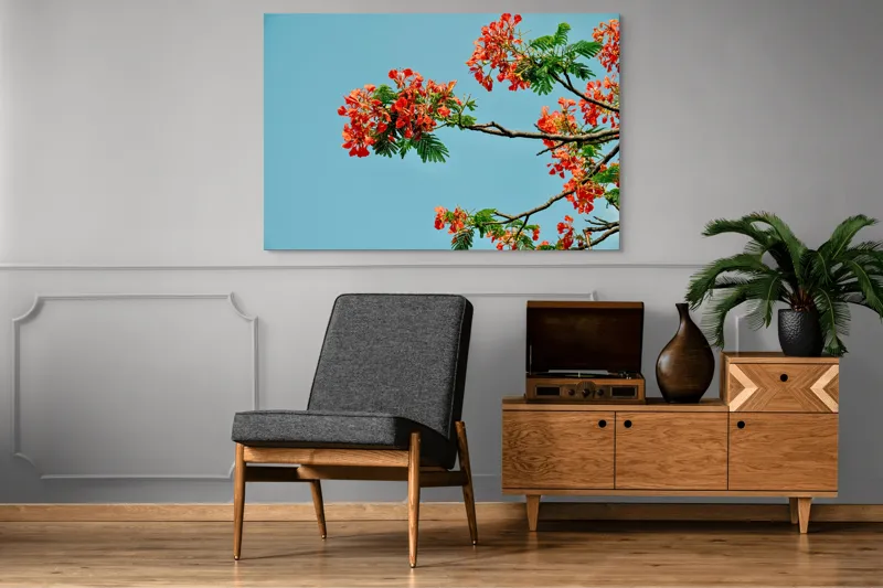 Tablou Canvas, "Flori roșii sub cerul senin", Flori, Ramuri, Cer, Frunze, Lumina, Culori, Natura, Viu, Frumusețe, 150 x 100 cm – poza 8