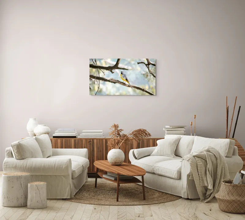 Tablou Canvas, "Măiastra cântecelor în crângul verde", Pasăre, Crengi, Cântând, Pădure, Penaj, Galben, Gri, Natură, Lumină, Ambient., 90 x 50 cm – poza 4