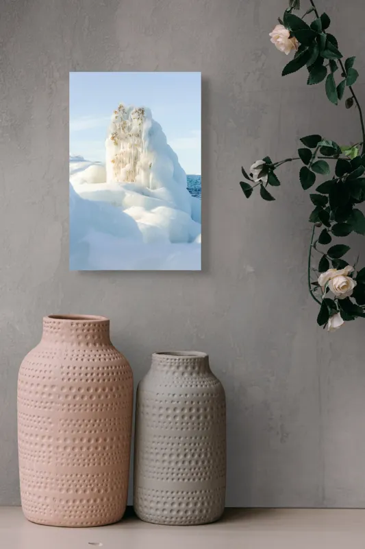 Tablou Canvas, "Gheața naturii îmbrățișând copacii aurii", Gheață, Înghețare, Apă, Natură, Frumusețe, Albastru, Iarnă, Mări, Îngheț, Sculptură, Claritate, Lumină, Vegetație, Aurie, Contrast, 26 x 39 cm – poza 6