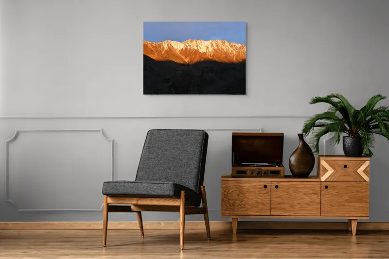 Tablou Canvas, "Munții aurii sub lumina apusului", Munte, Lumină, Apus, Zăpadă, Peisaj, Umbre, Culoare, Natură, 100 x 70 cm – poza 8