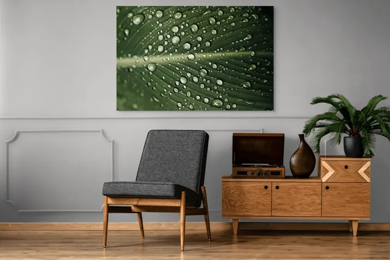 Tablou Canvas, "Picături de ploaie pe frunză verde", Picături, Frunză, Verde, Apă, Natură, Lumină, Textură, Răcoritoare, 150 x 100 cm – poza 8