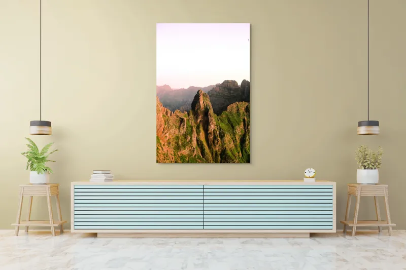 Tablou Canvas, "Vârfuri impresionante sub cerul luminos", Piatre, Munți, Verdeață, Apusuri, Vârfuri, Natură, Peisaj, Stânci, Orizonturi, Frumusețe, 100 x 150 cm – poza 4