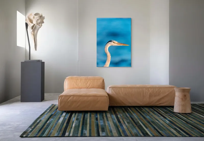 Tablou Canvas, "Privirea grațioasă a stârcului albastru", Pasăre, Albastru, Cioc, Apă, Cer, Eleganță, Natură, 70 x 100 cm – poza 7