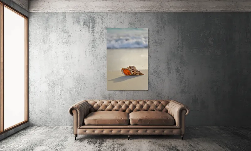 Tablou Canvas, "Scoica singuratică pe nisip auriu", Scoică, Nisip, Apă, Valuri, Plajă, Umbră, Liniște, Vară, 100 x 150 cm – poza 6