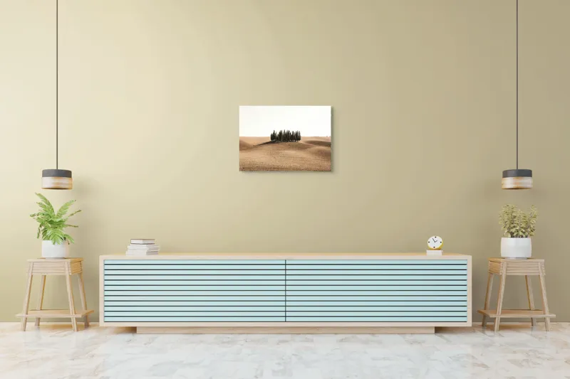 Tablou Canvas, "Tărâmul solemn al chiparoșilor solitari", Grup, Copaci, Dealuri, Pustie, Serenitate, Natură, Peisaj, Minimalism, Izolare, Liniște, 70 x 50 cm – poza 7