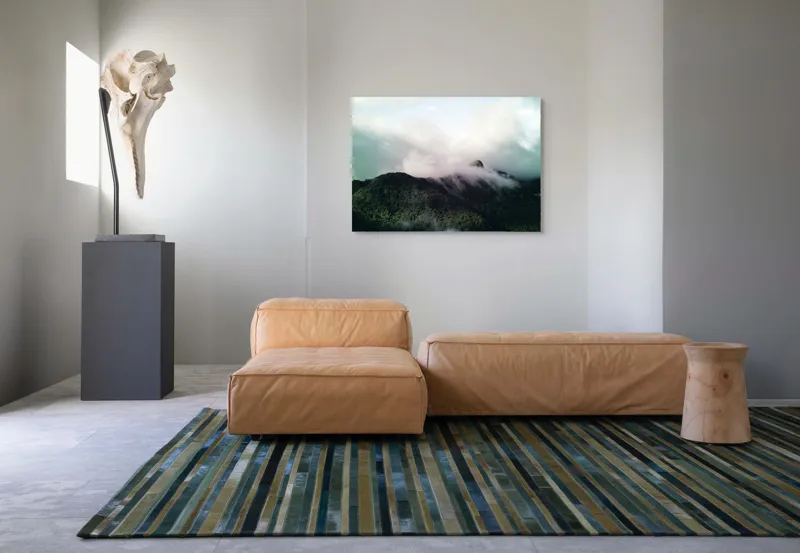 Tablou Canvas, "Norii dansează peste munți verzi", Nor, Vârf, Pădure, Ceață, Verde, Cer, Natură, Lumină, 100 x 70 cm – poza 7