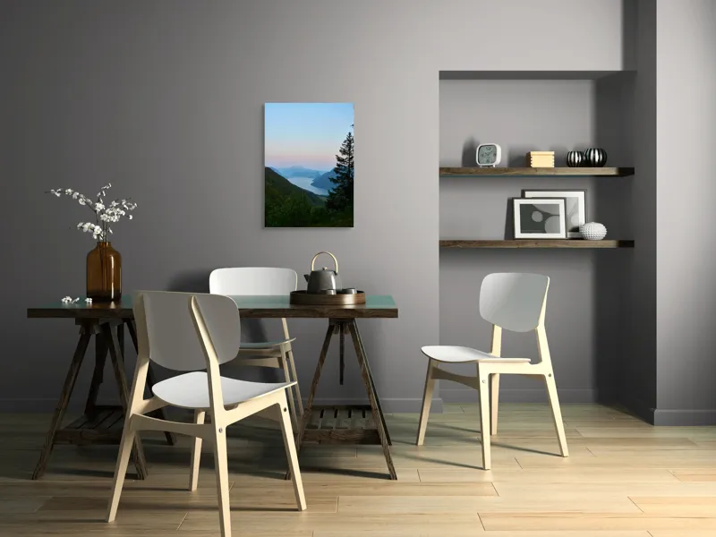 Tablou Canvas, "Răsărit senin peste munți și lacuri", Peisaj, Munți, Lac, Cer, Apus, Copaci, Coline, Lumină, Natură, 50 x 70 cm – poza 5