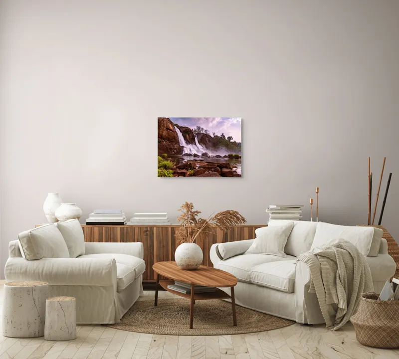 Tablou Canvas, "Cascada în amurgul tropical liniștit", Cascadă, Rocă, Vegetație, Apă, Cer, Nor, Verdeață, Spumă, Ecosistem, Natură, 70 x 50 cm – poza 6