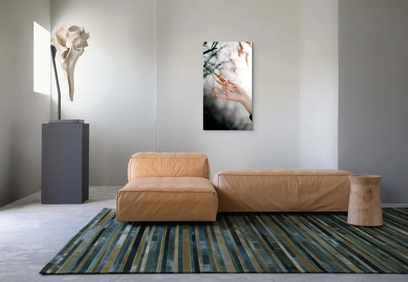 Tablou Canvas, "Mângâierea ramurilor de toamnă", Ramură, Portocaliu, Mână, Natură, Delicat, Fructe, Fragilitate, Contrast, Lumină, Pictural, 50 x 90 cm – poza 5
