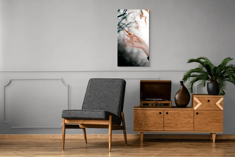 Tablou Canvas, "Mângâierea ramurilor de toamnă", Ramură, Portocaliu, Mână, Natură, Delicat, Fructe, Fragilitate, Contrast, Lumină, Pictural, 50 x 90 cm – poza 8