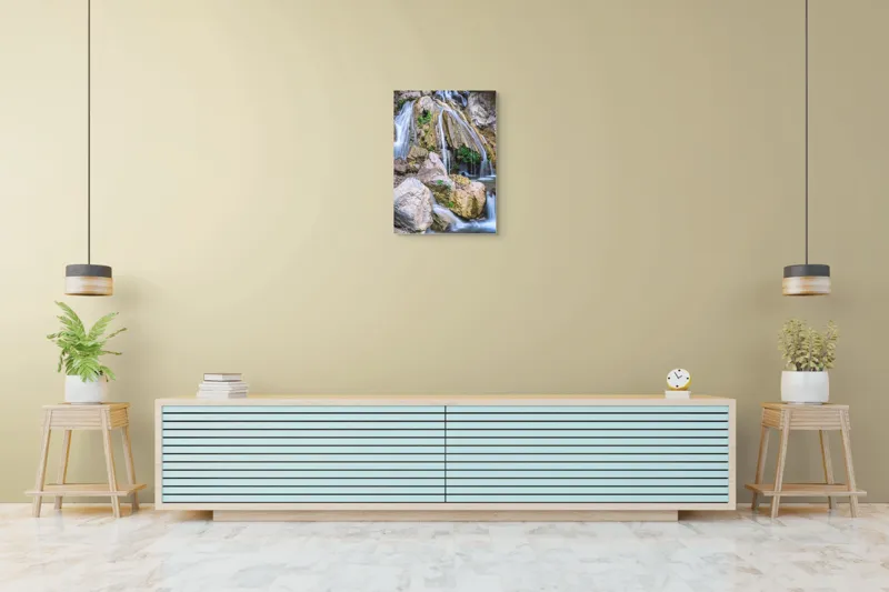 Tablou Canvas, "Cascada peste stânci și mușchi verde", Cascade, Piatre, Apa, Vegetație, Natură, Flux, Seninătate, Răcoros, Pitoresc, Întinerire, 50 x 70 cm – poza 6
