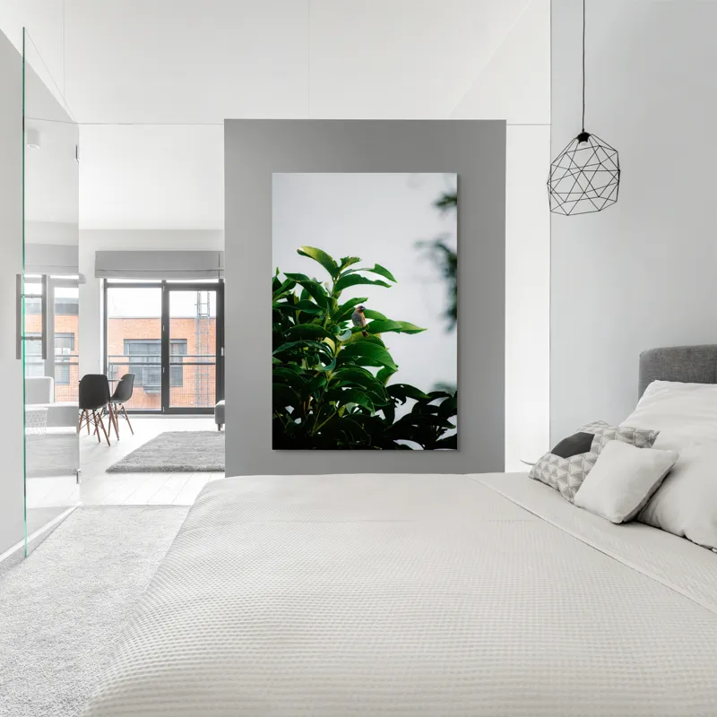 Tablou Canvas, "Pasărea singuratică pe ramura verde", Frunziș, Pasăre, Cer, Natural, Verde, Lucios, Solitar, Răsărit, Libertate, Armonie, 100 x 150 cm – poza 5