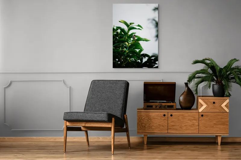 Tablou Canvas, "Pasărea singuratică pe ramura verde", Frunziș, Pasăre, Cer, Natural, Verde, Lucios, Solitar, Răsărit, Libertate, Armonie, 70 x 100 cm – poza 6