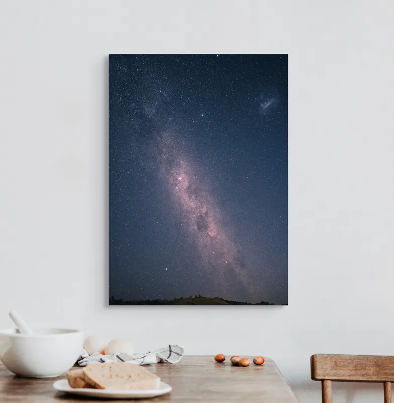 Tablou Canvas, "Calea Lactee pe cerul nopții", Stele, Galaxie, Cer, Noapte, Univers, Strălucire, Mister, Infinit, Lumină, Constelații, 50 x 70 cm – poza 3