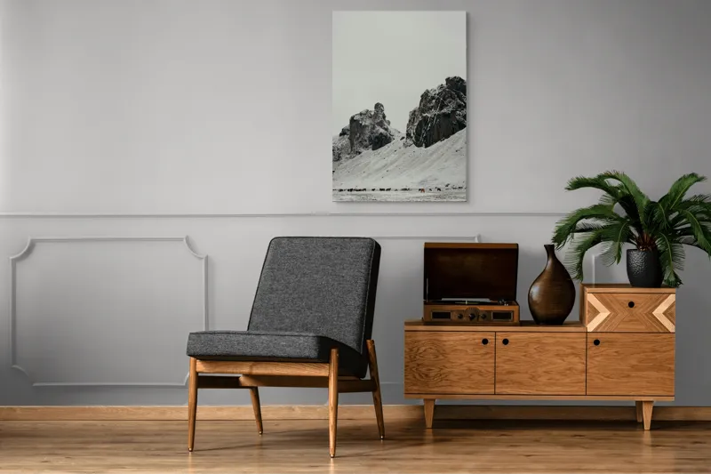 Tablou Canvas, "Turmă de cai în peisaj montan înghețat", Cai, Munți, Zăpadă, Cer, Pășune, Stânci, Iarnă, Natură, Peisaj, Liniște, 70 x 100 cm – poza 6