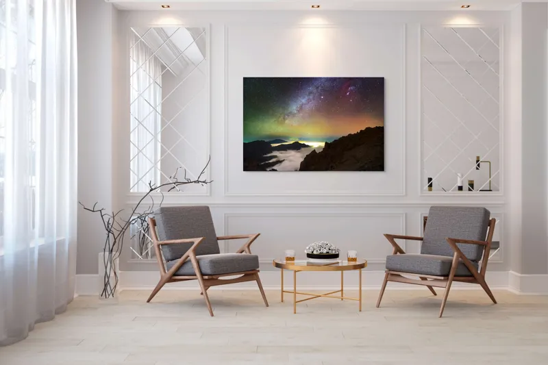 Tablou Canvas, "Calea Lactee deasupra munților înnorați", Stele, Cer, Lumină, Munți, Nor, Orizont, Galaxie, Peisaj, Noapte, Frumusețe, 150 x 100 cm – poza 7