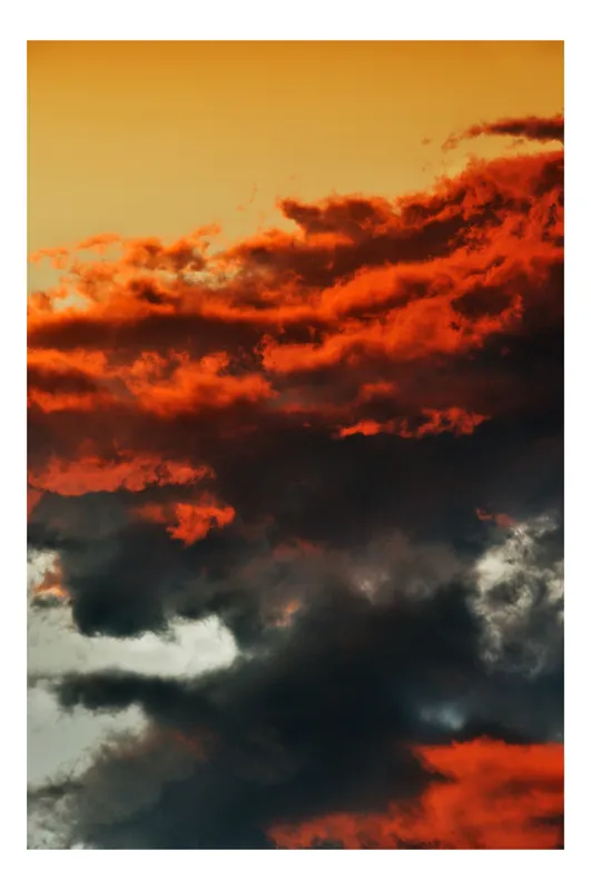Tablou Canvas, "Fascinația norilor la apus", Nori, Apus, Cer, Foc, Umbră, Intensitate, Dramatic, Contraste, Ceresc, 50 x 90 cm