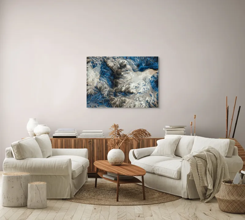 Tablou Canvas, "Râuri de gheață și cerneală albastră", Modele, Culori, Texturi, Valuri, Taine, Peisaj, Contrast, Mister., 100 x 70 cm – poza 3