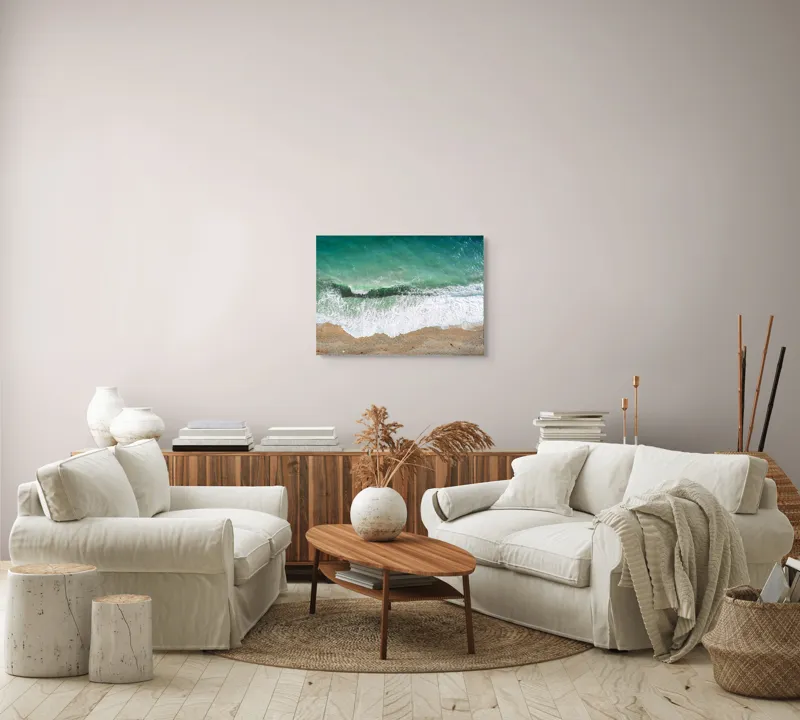 Tablou Canvas, "Valurile mării la țărmul însorit", Valuri, Apă, Nisip, Spumă, Ocean, Plajă, Natură, Liniște, Verde, Albastru, Textură, Peisaj, Aerian, Mare, Relaxare, 70 x 50 cm – poza 6