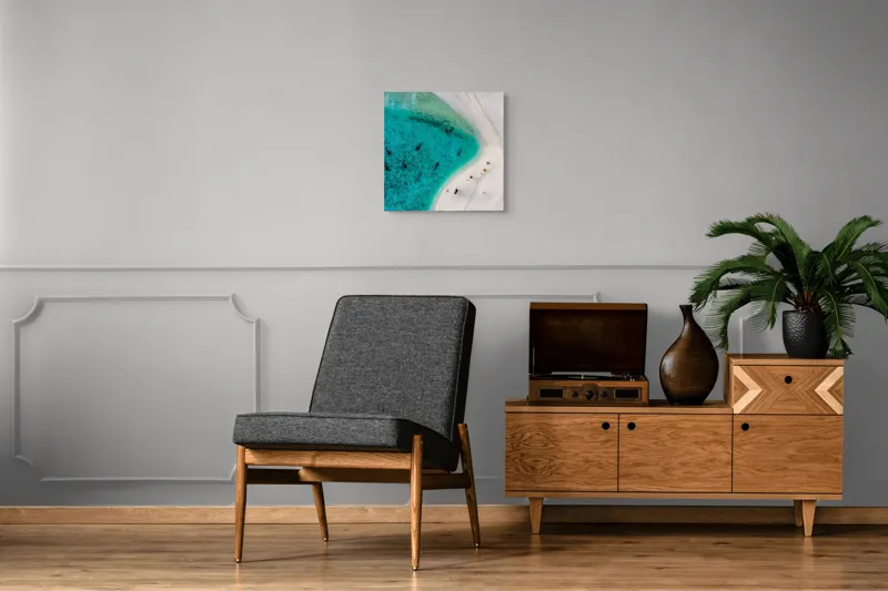 Tablou Canvas, "Rechini în apele cristaline ale plajei", Ocean, Nisip, Umbre, Relaxare, Apă, Liniște, Peisaj, Contrast, Vacanță, Frumusețe, 50 x 50 cm – poza 6